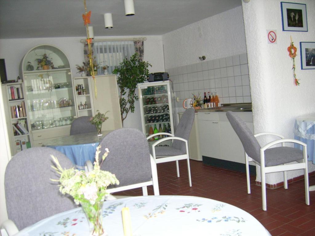 Gaestehaus Hochrhoenblick Schonau an der Brend Ngoại thất bức ảnh