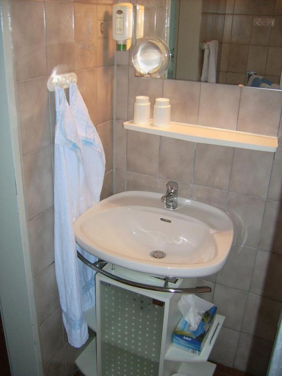 Gaestehaus Hochrhoenblick Schonau an der Brend Phòng bức ảnh